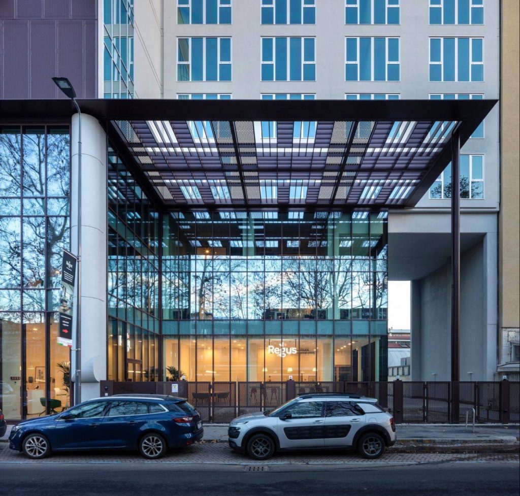 Regus 1